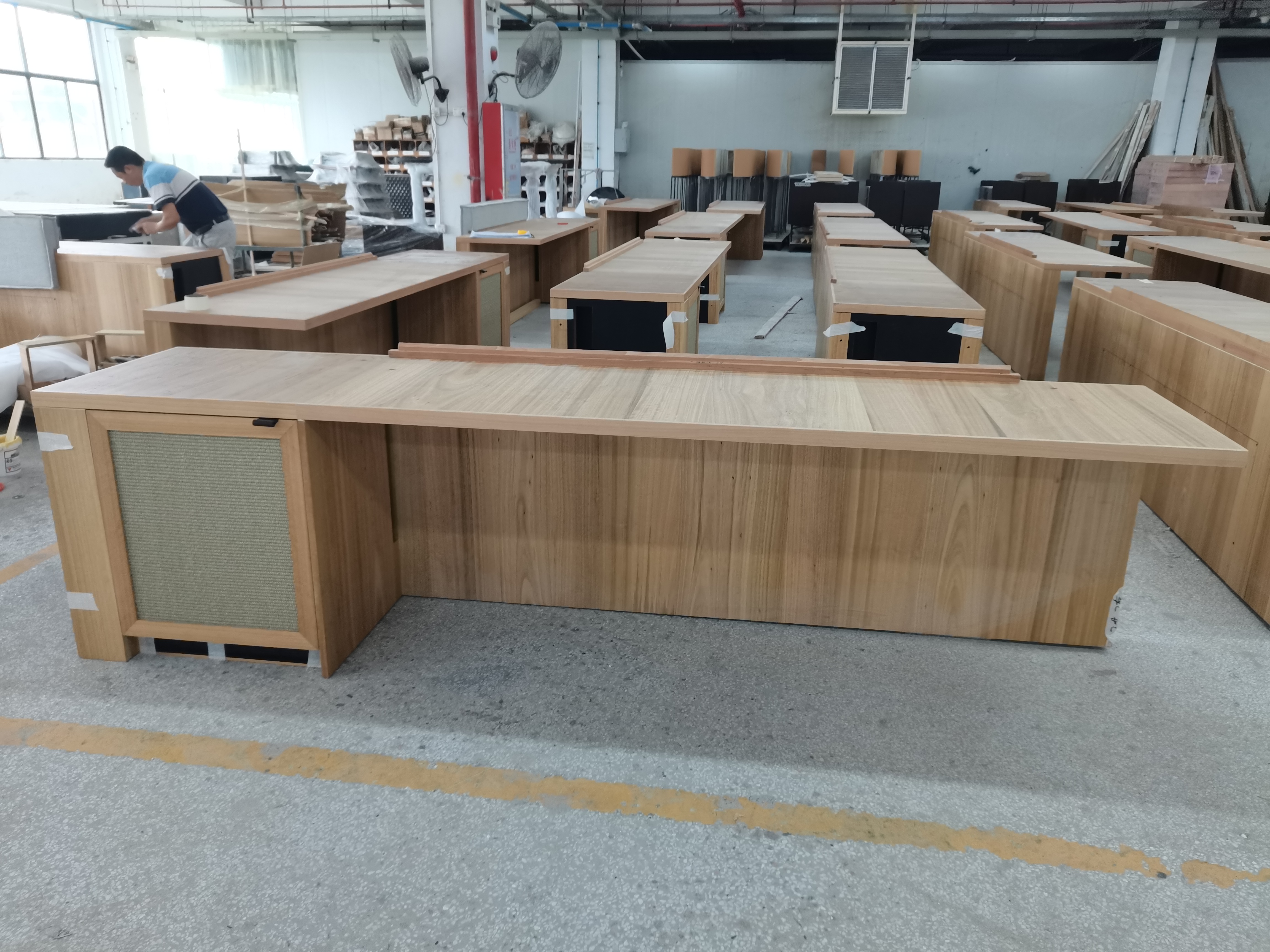 Nh&agrave; cung cấp đồ nội thất kh&aacute;ch sạn sang trọng