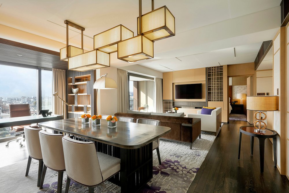 B&aacute;n nội thất kh&aacute;ch sạn 5 sao