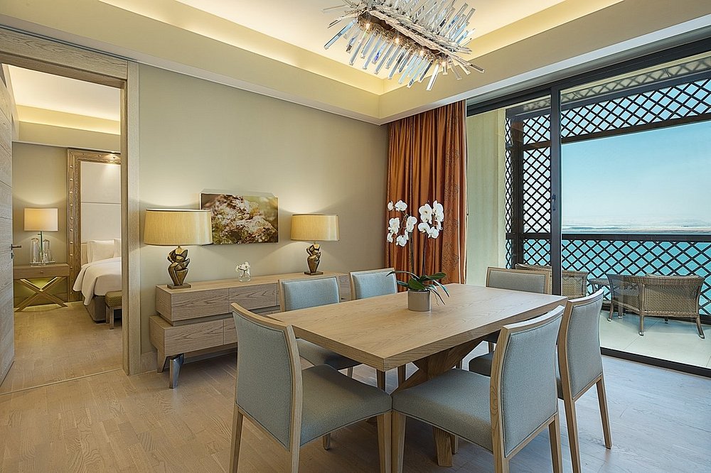 B&aacute;n nội thất kh&aacute;ch sạn 5 sao