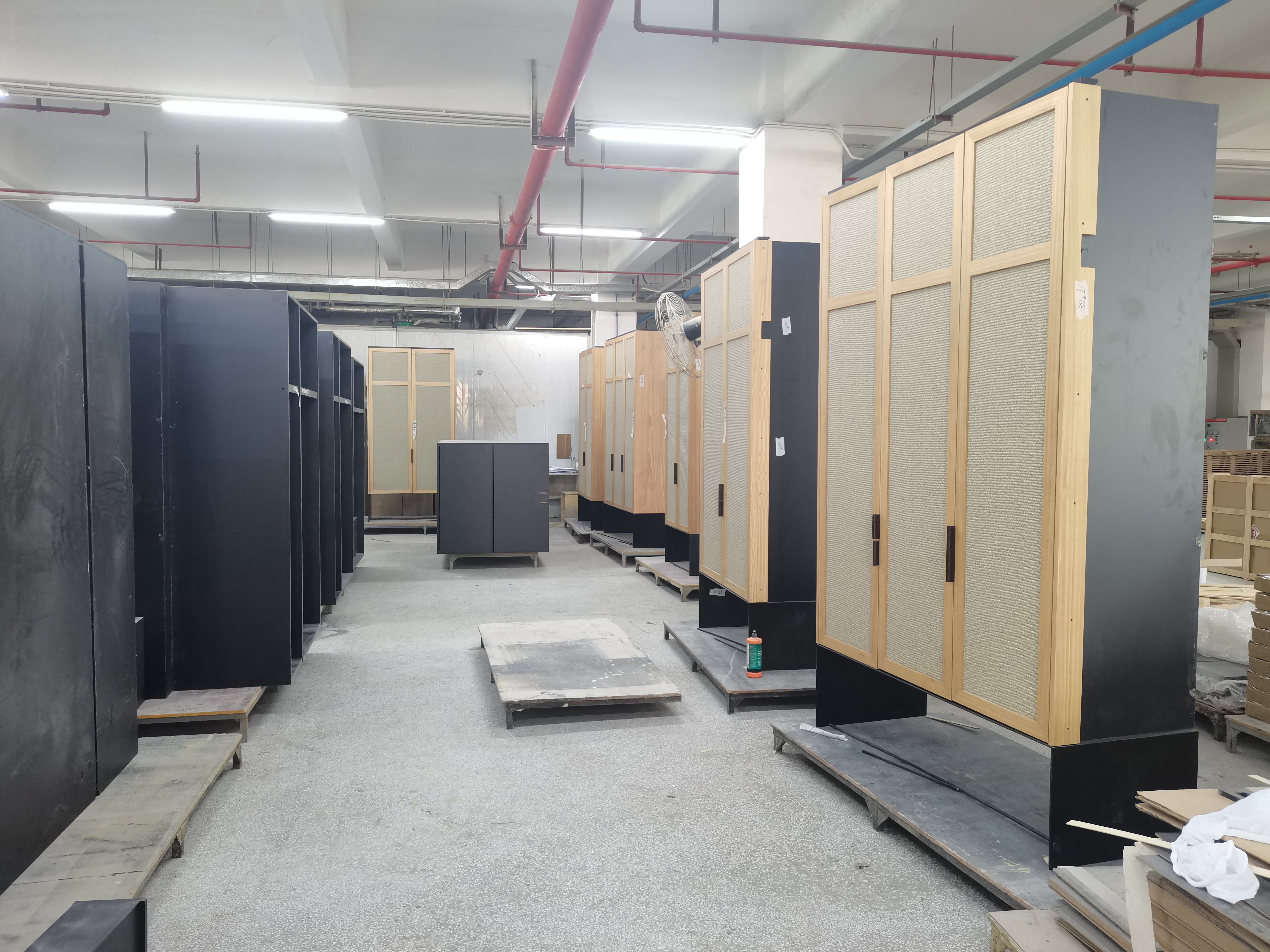 Nội thất ph&ograve;ng ngủ của kh&aacute;ch sạn