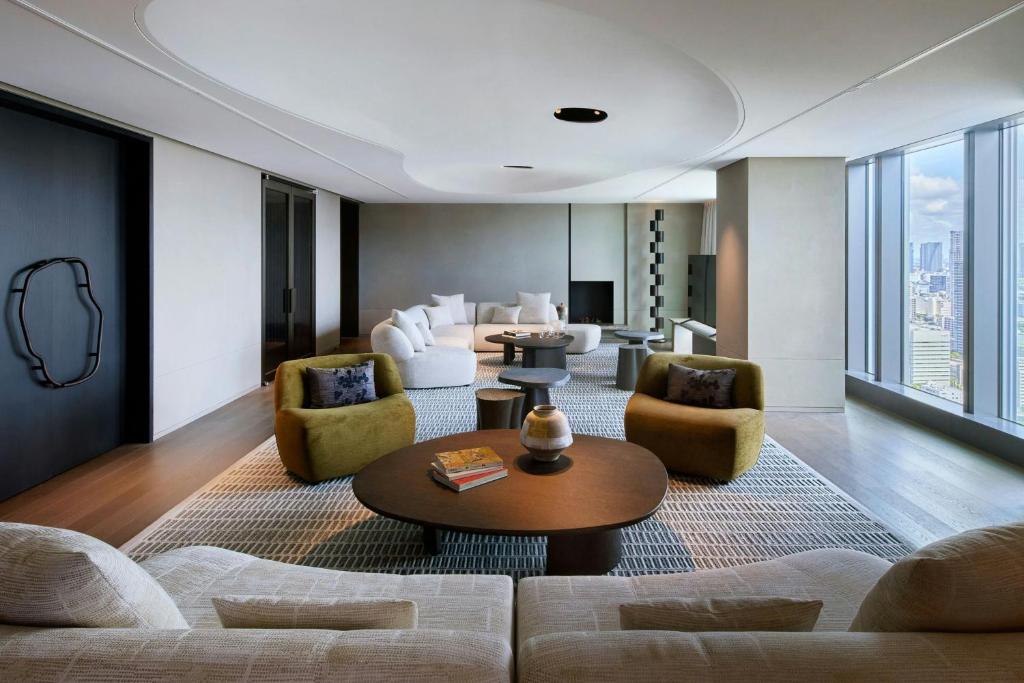 Nội thất kh&aacute;ch sạn 5 sao Ghế ăn