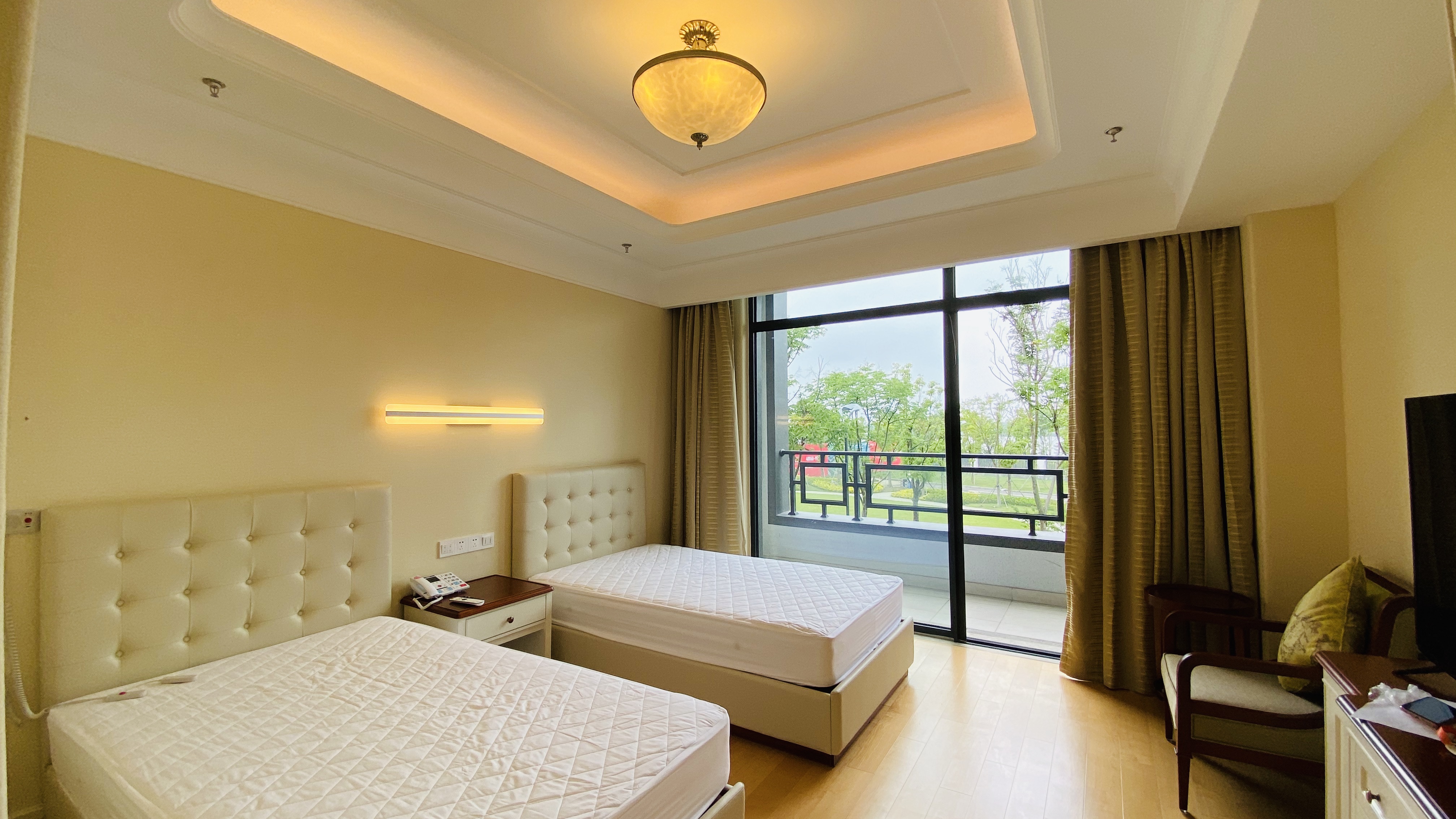 Nh&agrave; m&aacute;y sản xuất nội thất sảnh kh&aacute;ch sạn