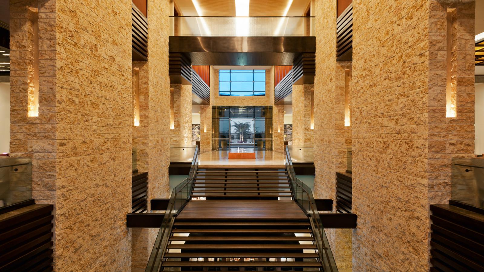 Thiết kế sảnh kh&aacute;ch sạn