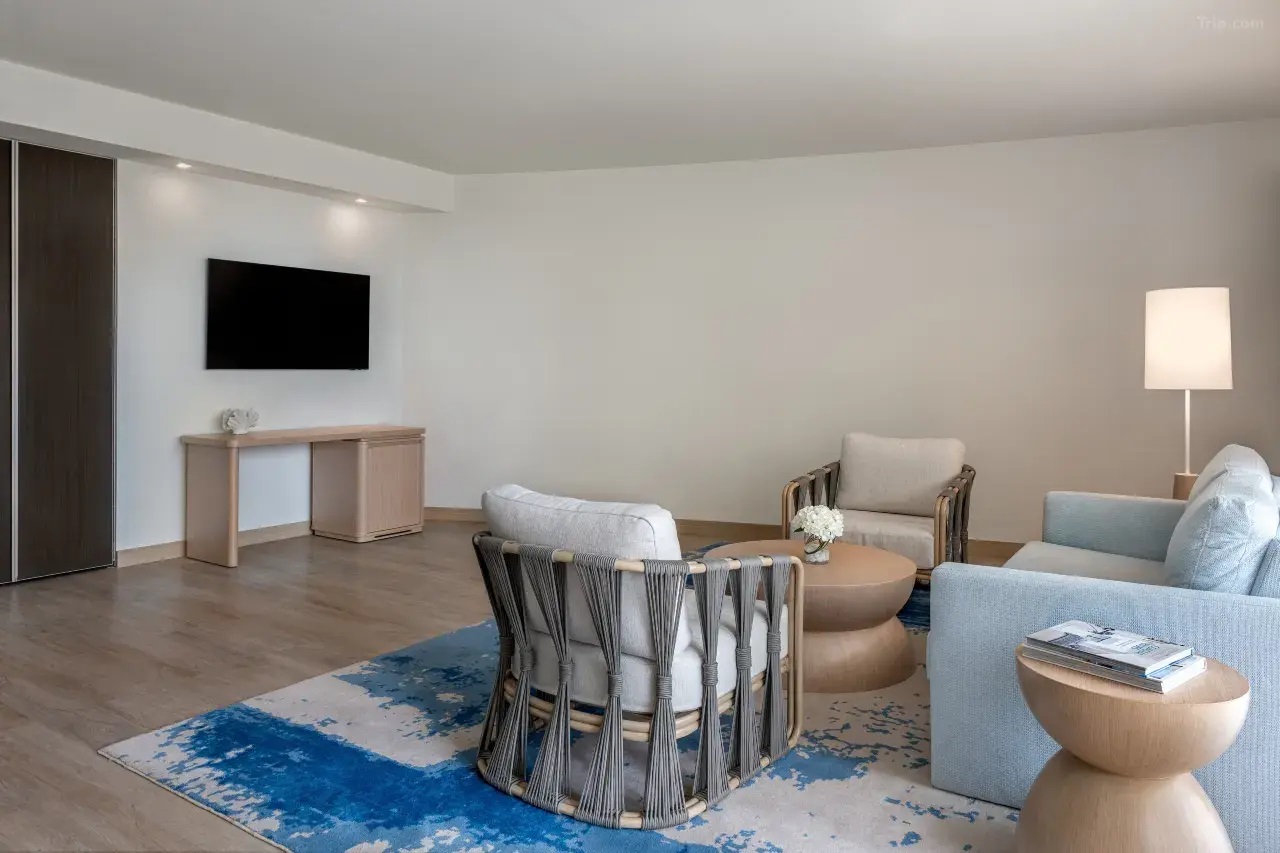 Nội thất phòng khách cho Crowne Plaza Abu Dhabi