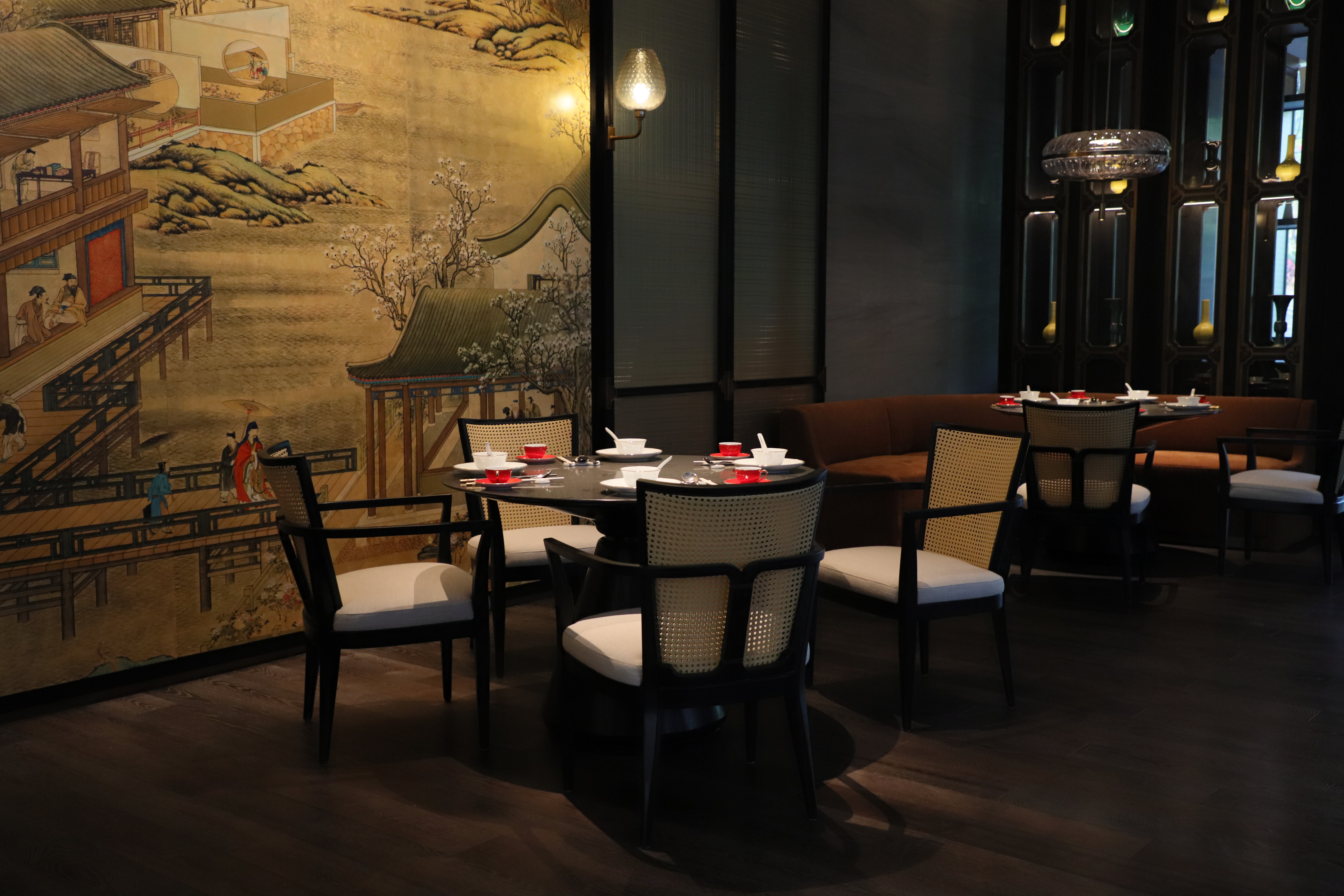 Kh&aacute;ch sạn Zhuhai Zhengfang Xiangshan v&agrave; kh&aacute;ch sạn MGM Huafu