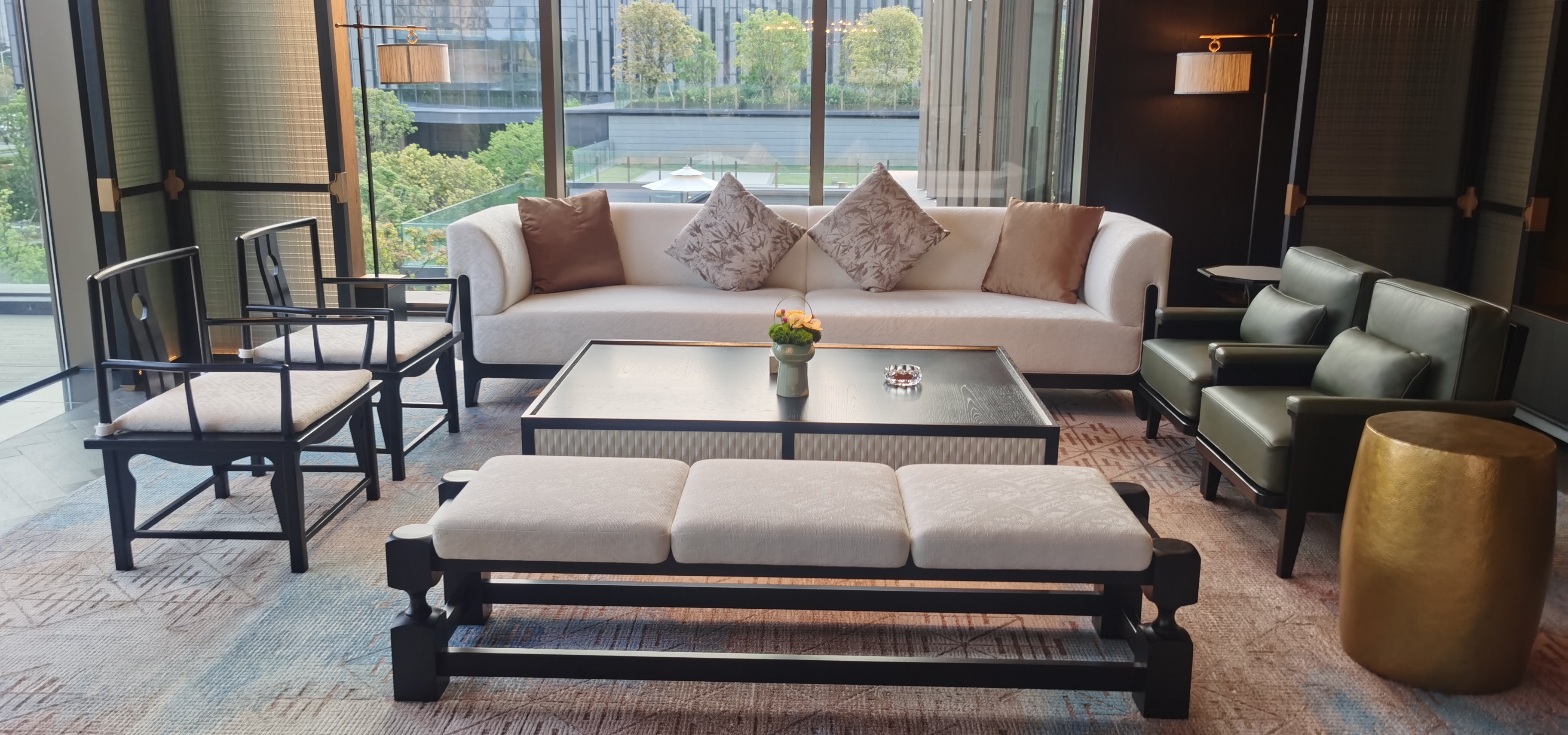 Kh&aacute;ch sạn Zhuhai Zhengfang Xiangshan v&agrave; kh&aacute;ch sạn MGM Huafu