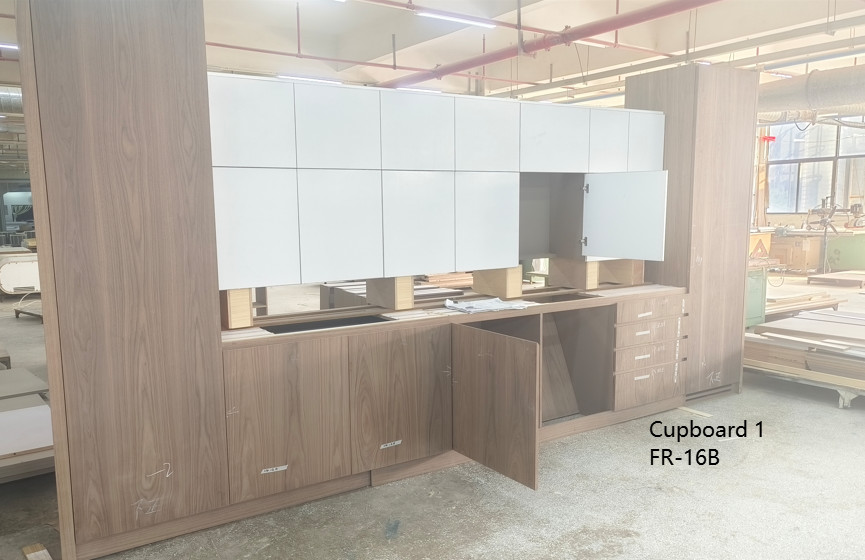 Kh&aacute;ch sạn Movenpick Al Zaytoon Baghdad lraq