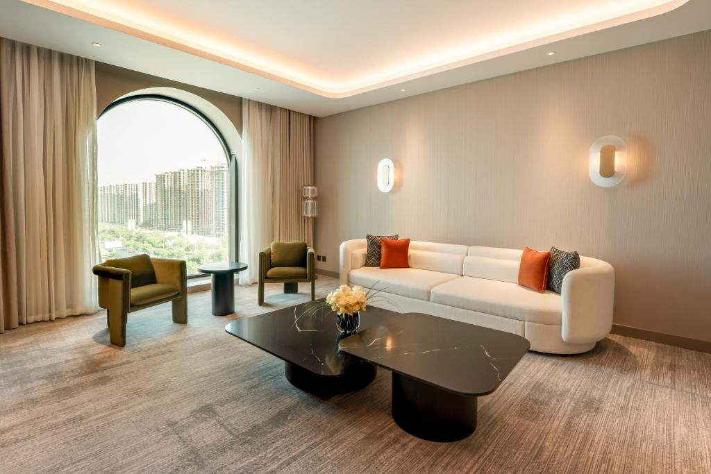 Kh&aacute;ch sạn Movenpick Al Zaytoon Baghdad lraq