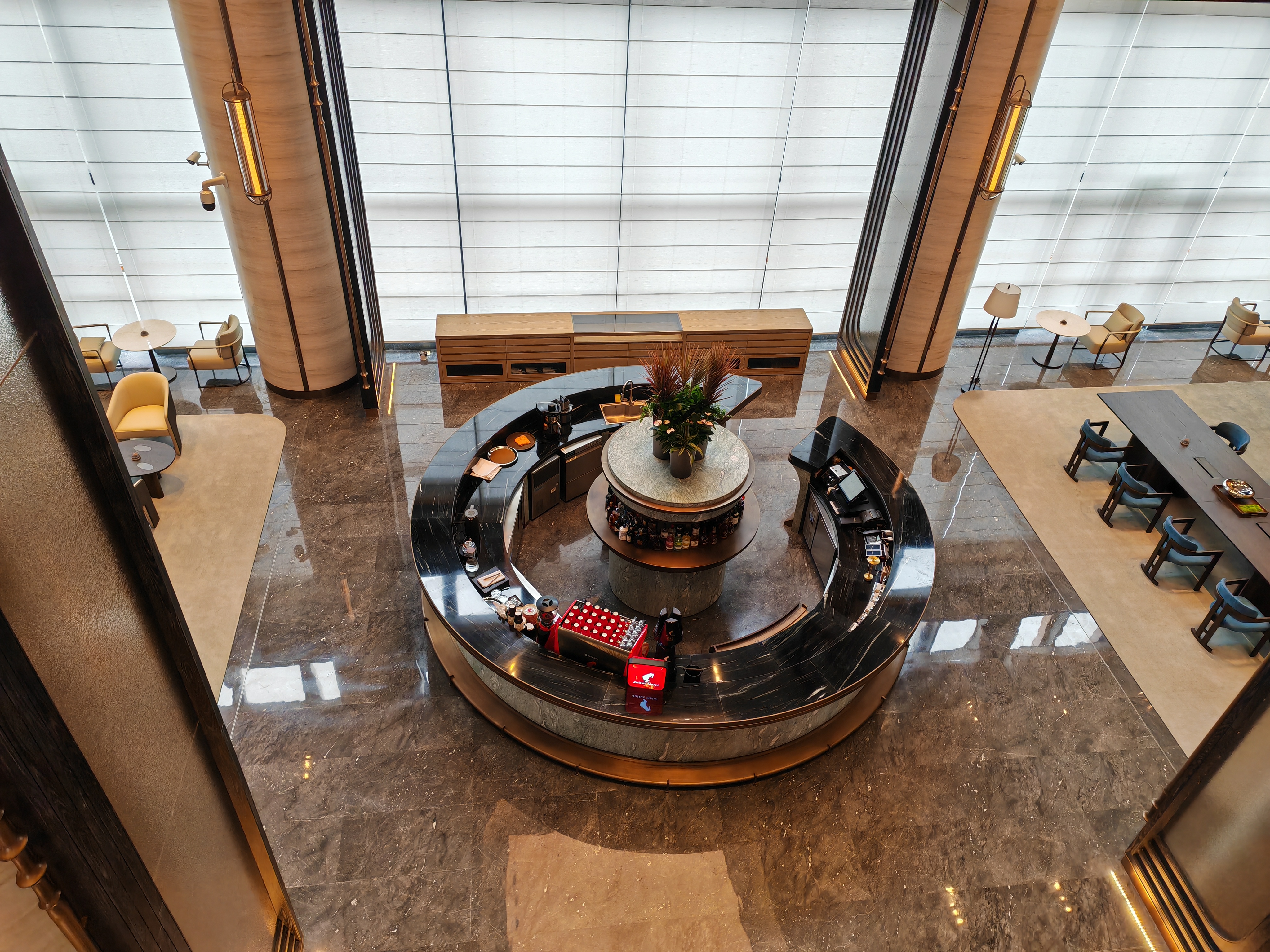 Kh&aacute;ch sạn Trung t&acirc;m Hội nghị & Triển l&atilde;m Quốc tế Thủ đ&ocirc;